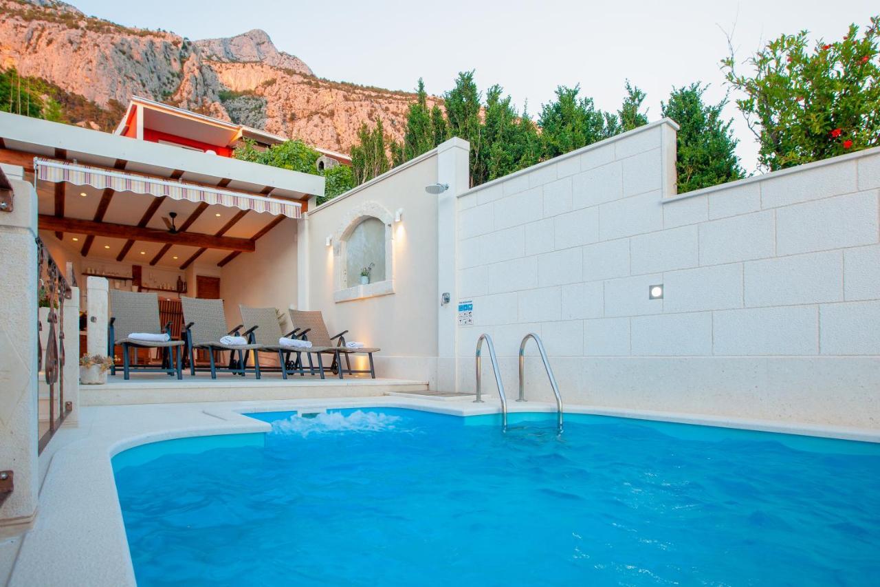 Idyllic Villa Marieta With Private Pool And Unforgettable View Makarska Exterior foto