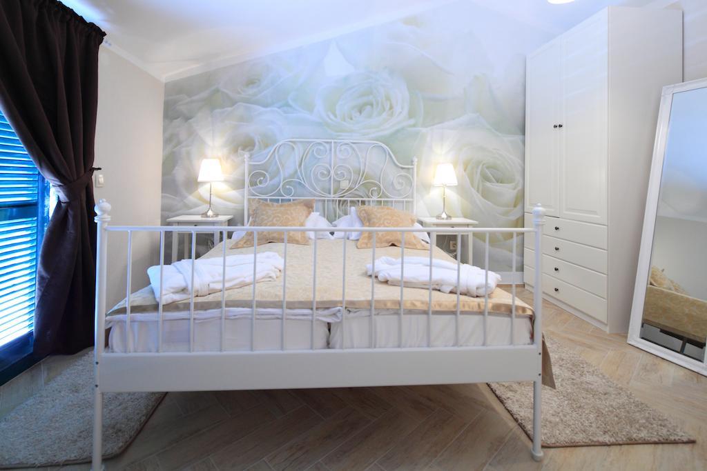 Idyllic Villa Marieta With Private Pool And Unforgettable View Makarska Quarto foto